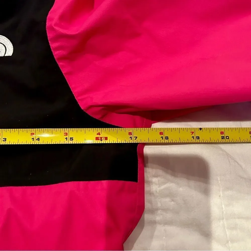 North Face girls Dryvent jacket dark pink medium 10/12 GUC